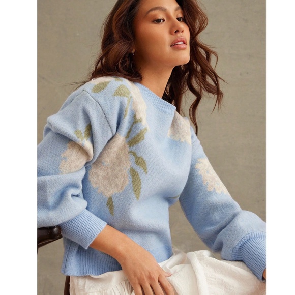 Floral Print Blue Knit Round Neck Long Sleeve Pullover Sweater - Picture 1 of 6